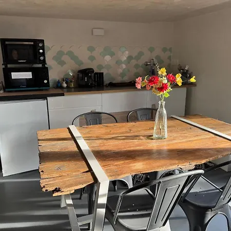 Au Bon Vivre Apartamento Le Bosc (Herault)